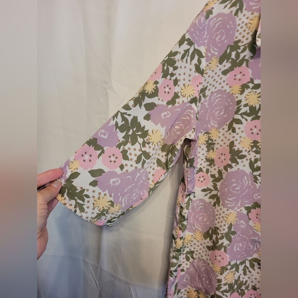 DONNKENNY Floral Women's Button Up Blouse - Pink, Green, And Yellow. - Picture 8 of 10